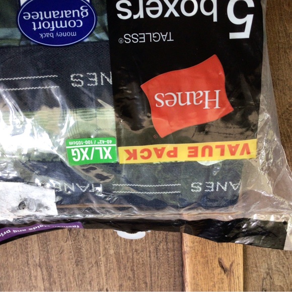 Hanes Men's Tagless Boxers - Various colors - Picture 2 of 3